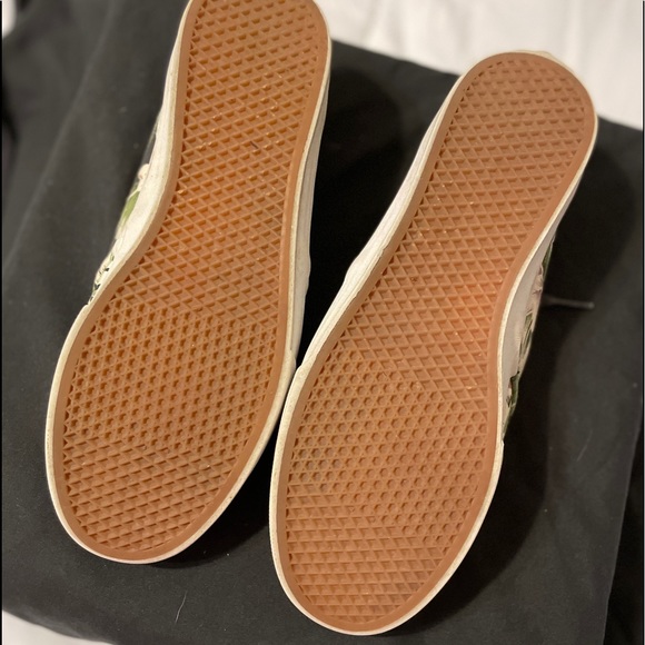 Floral Vans - Picture 3 of 7